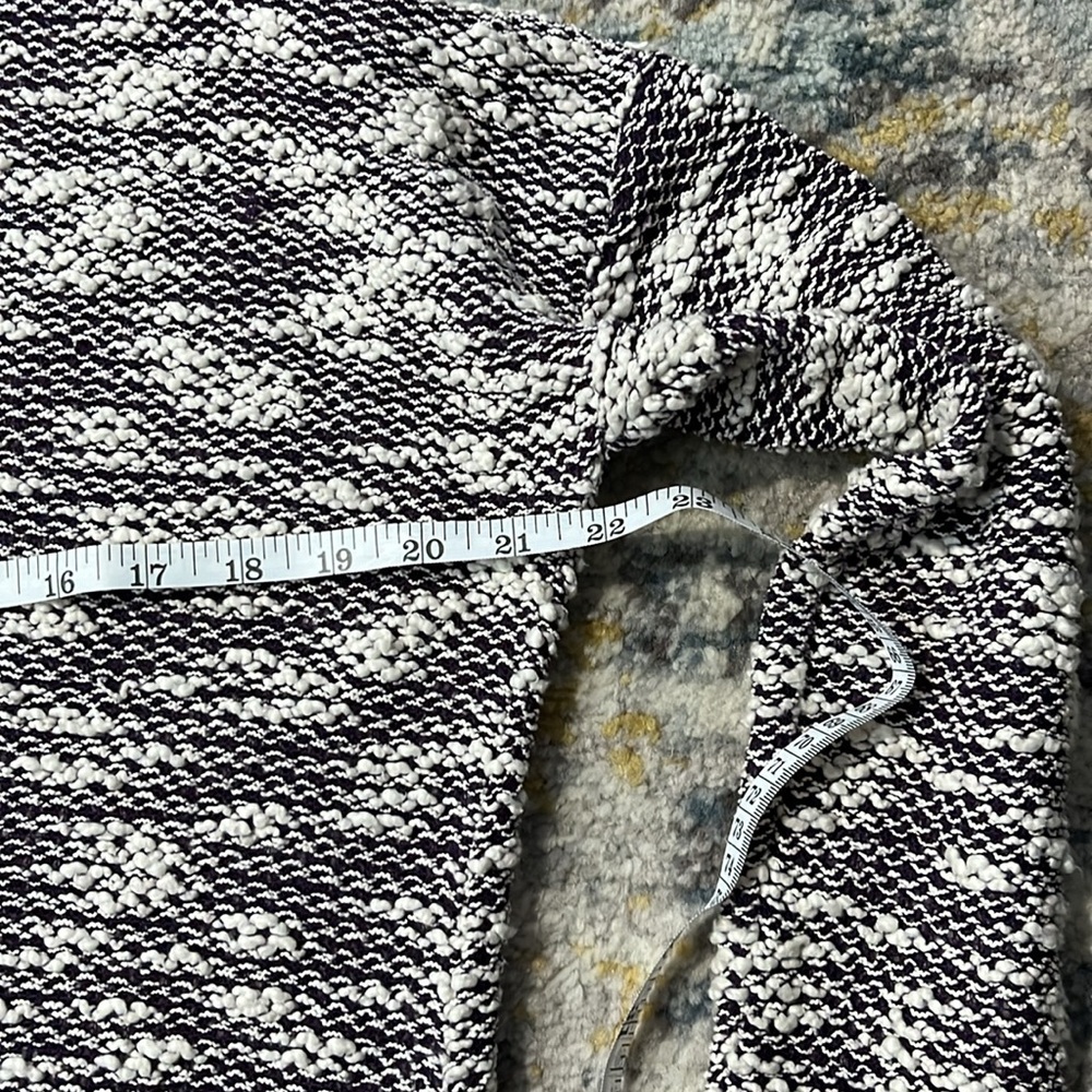 Fabletics Summer Pullover Size Medium - image 6